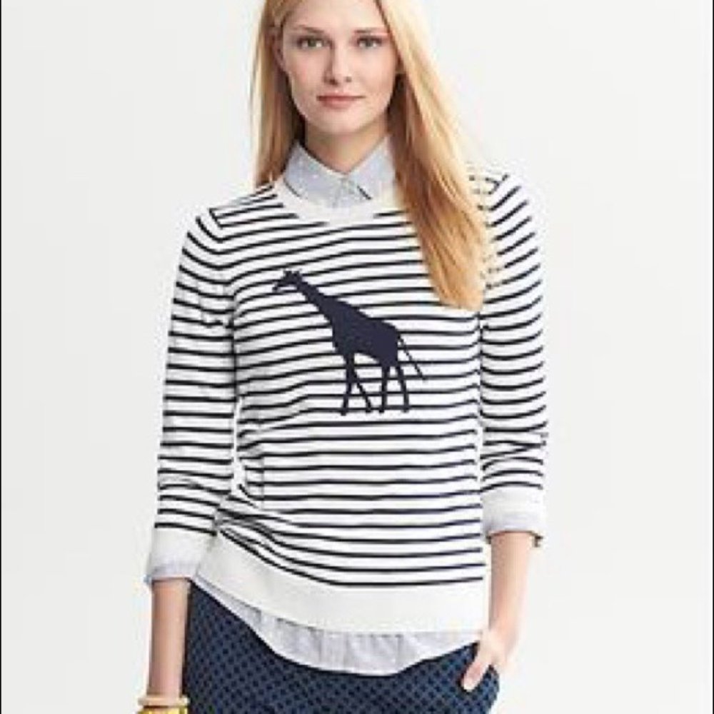 Navy Banana Republic cotton giraffe sweater size S